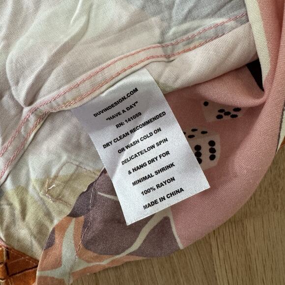 Duvin Design New Mens Rayon Cocktail Hawaiian Shirt L Drinks Dice Cigar Vegas - Picture 7 of 8